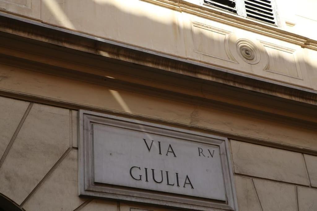 Casa De' Medici In Via Giulia Apartment โรม ภายนอก รูปภาพ